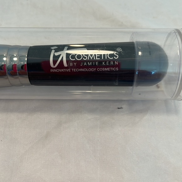 IT Cosmetics by Jamie Kern Contour brush - Picture 2 of 7